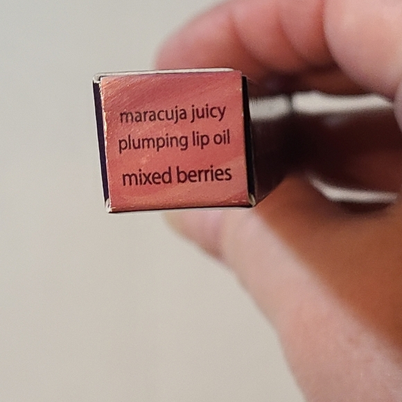 Tarte Maracuja Juicy Plumping Lip Oil - Mixed Berries 2.7 Ml/.091 Oz NIB - Picture 4 of 11